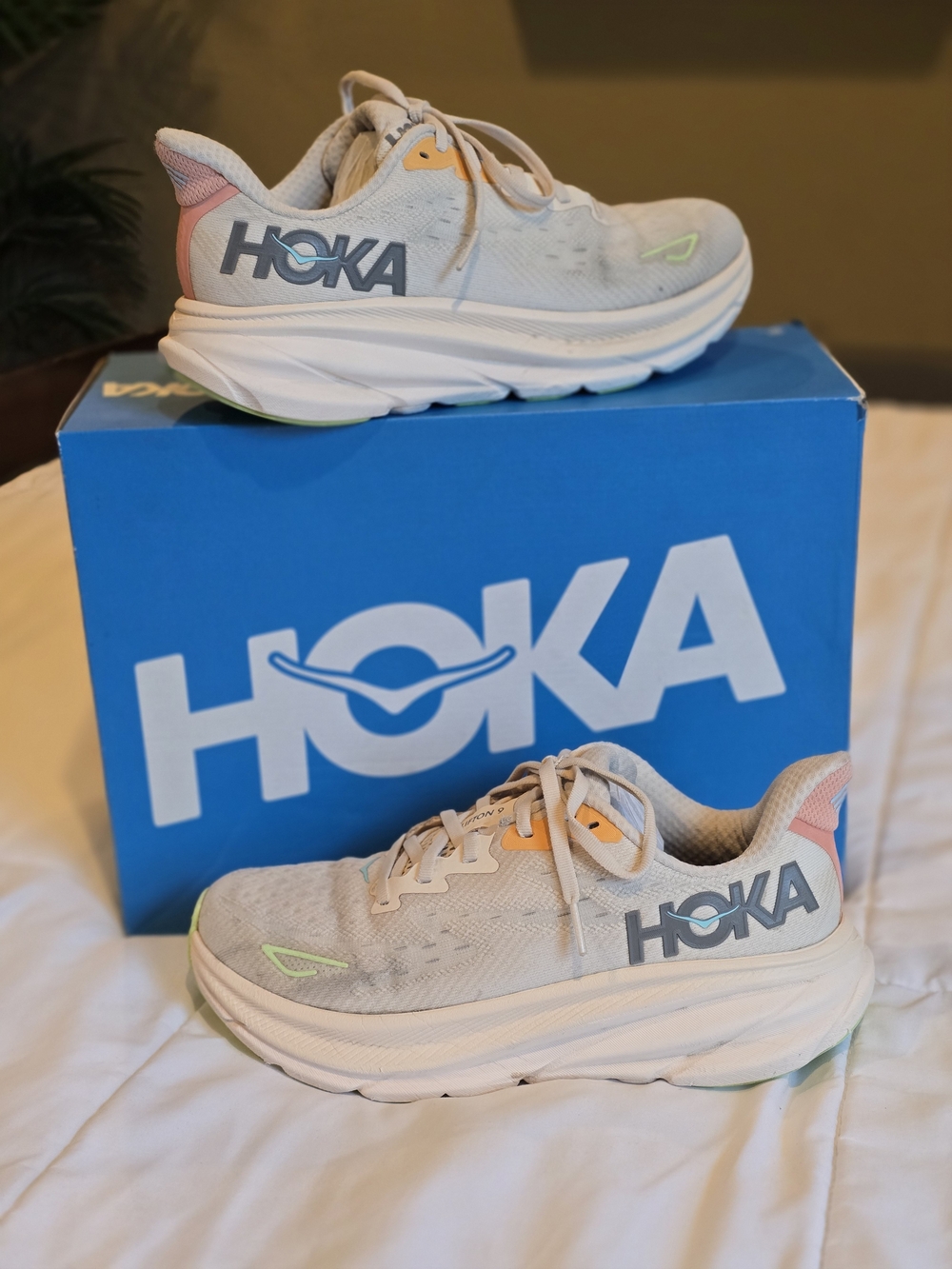 Hoka Clifton 9